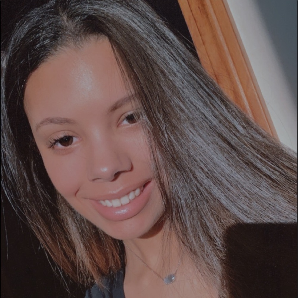 Meet your Posher, Maddie